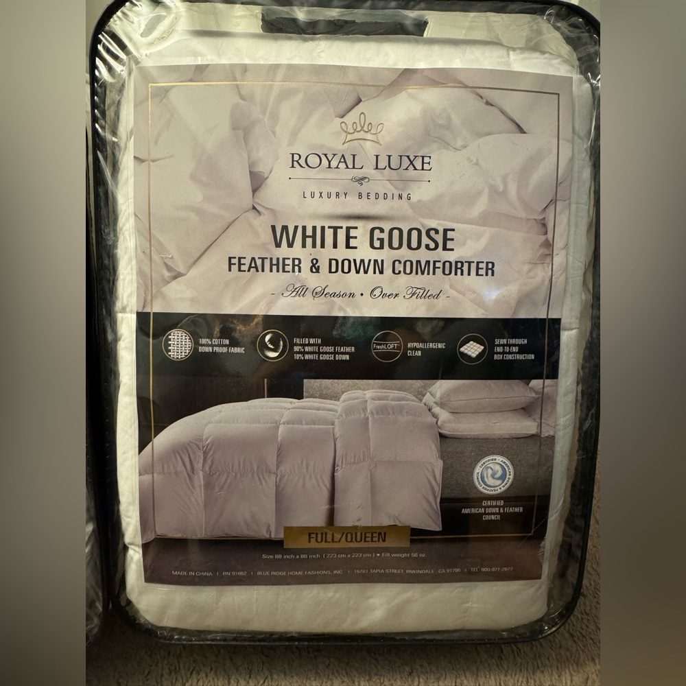 Royal Luxe White Goose comforter